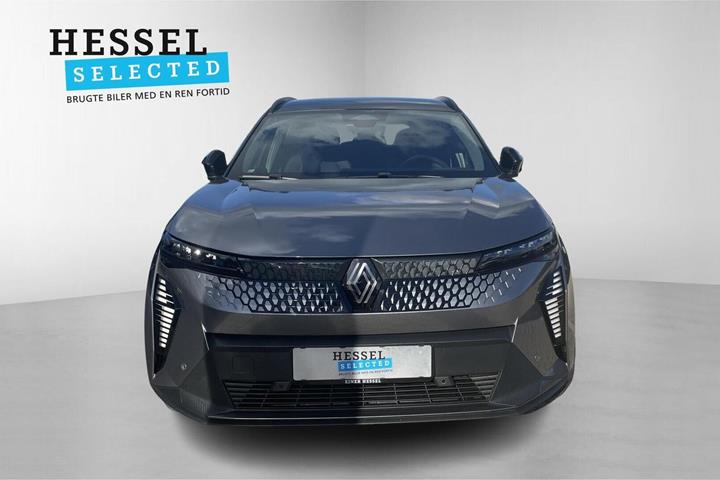 Grå Renault Scenic E-Tech fra 2024