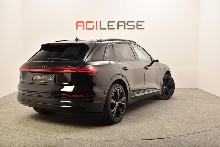 Sort Audi e-tron fra 2019