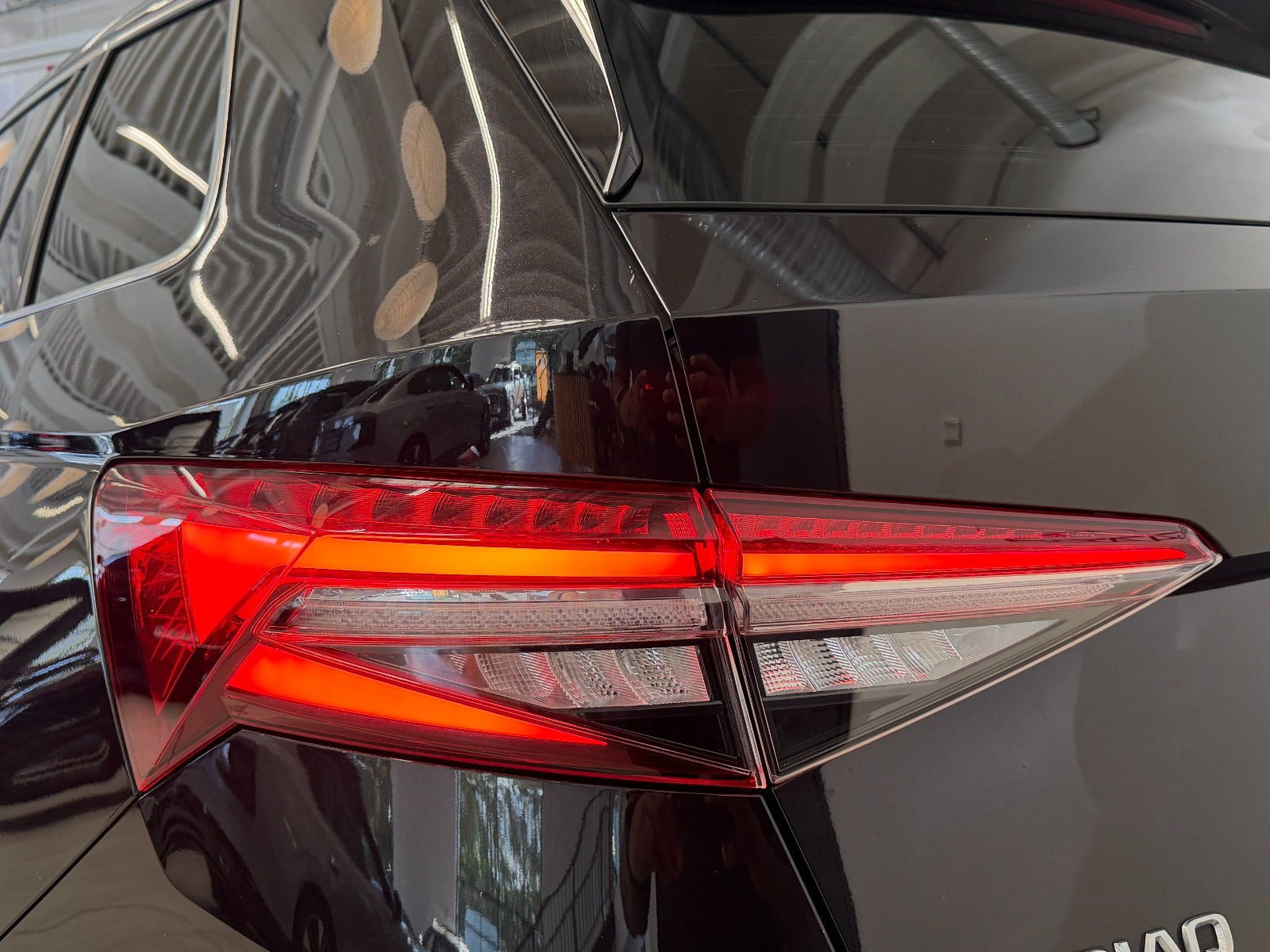 Sort Skoda Kodiaq fra 2023