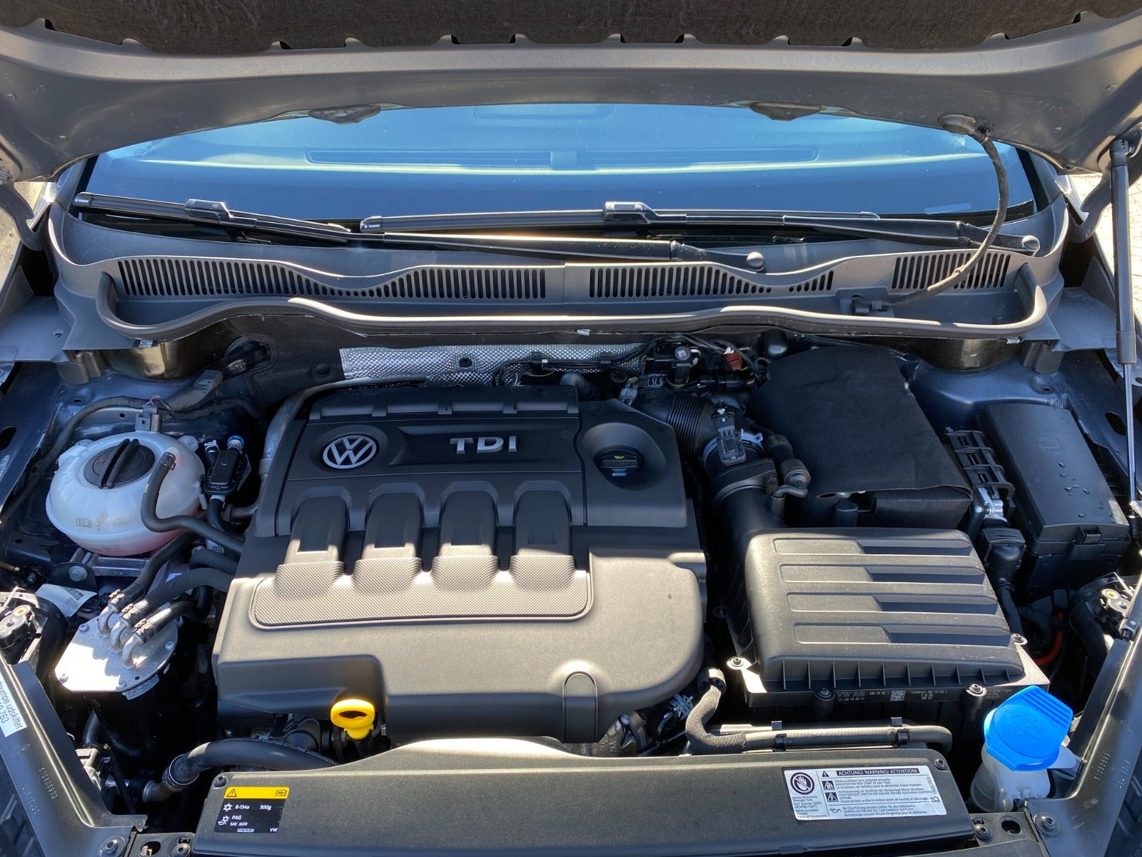 Grå VW Golf Sportsvan fra 2015