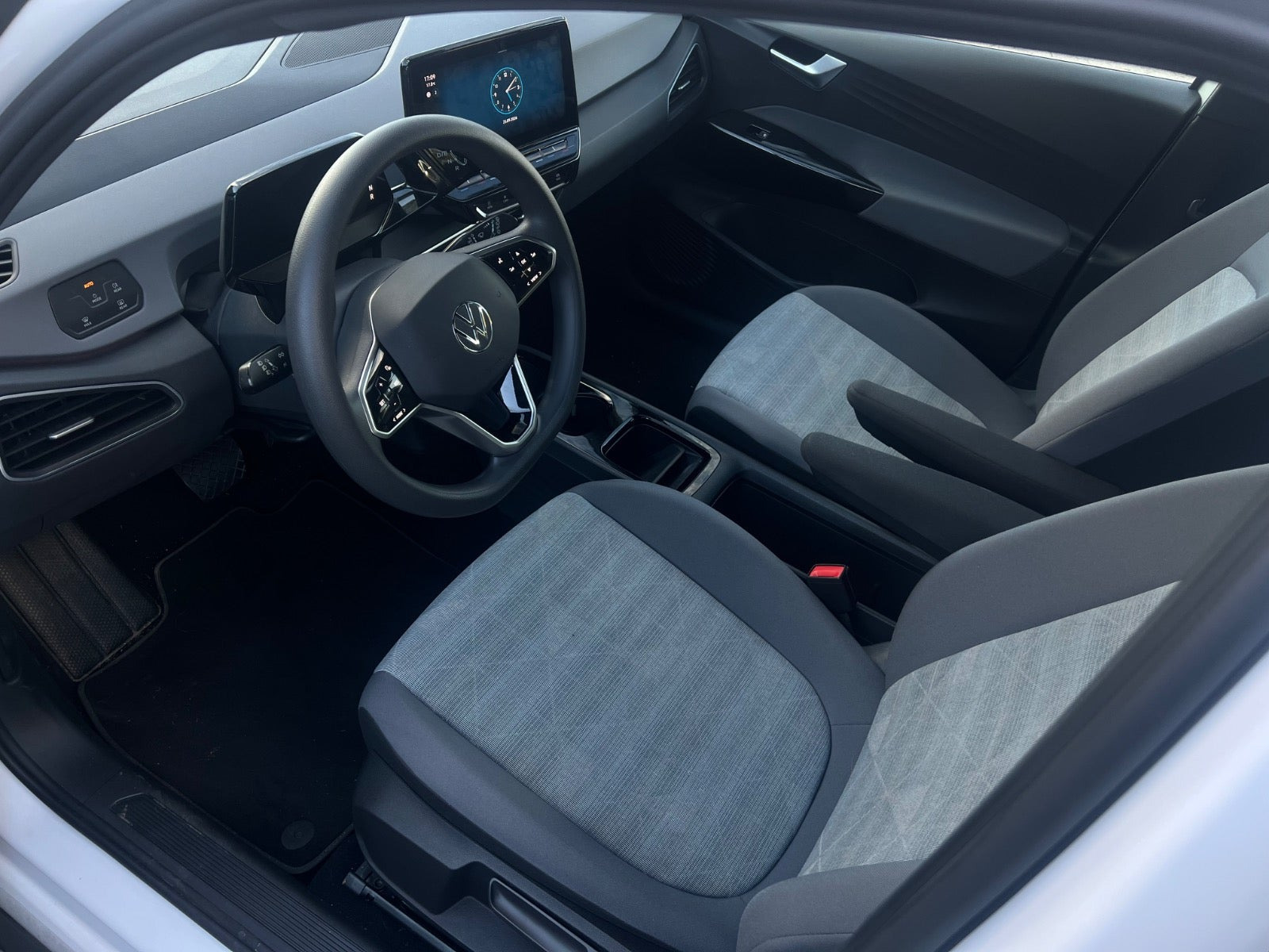 Hvid VW ID.3 fra 2023