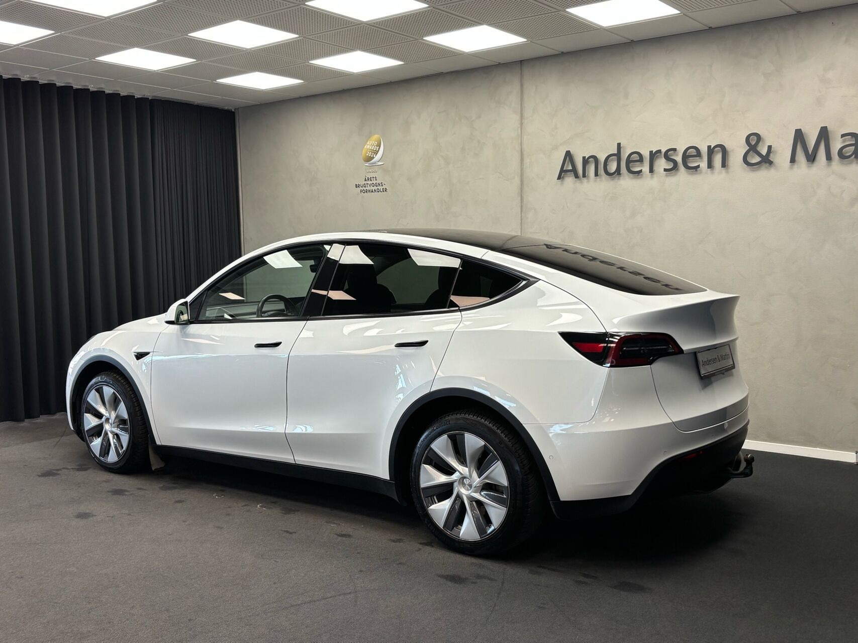 undefined Tesla Model Y fra 2021