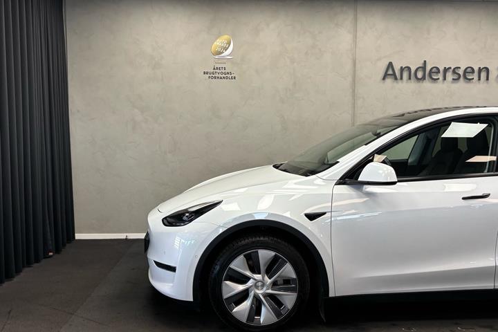 undefined Tesla Model Y fra 2021