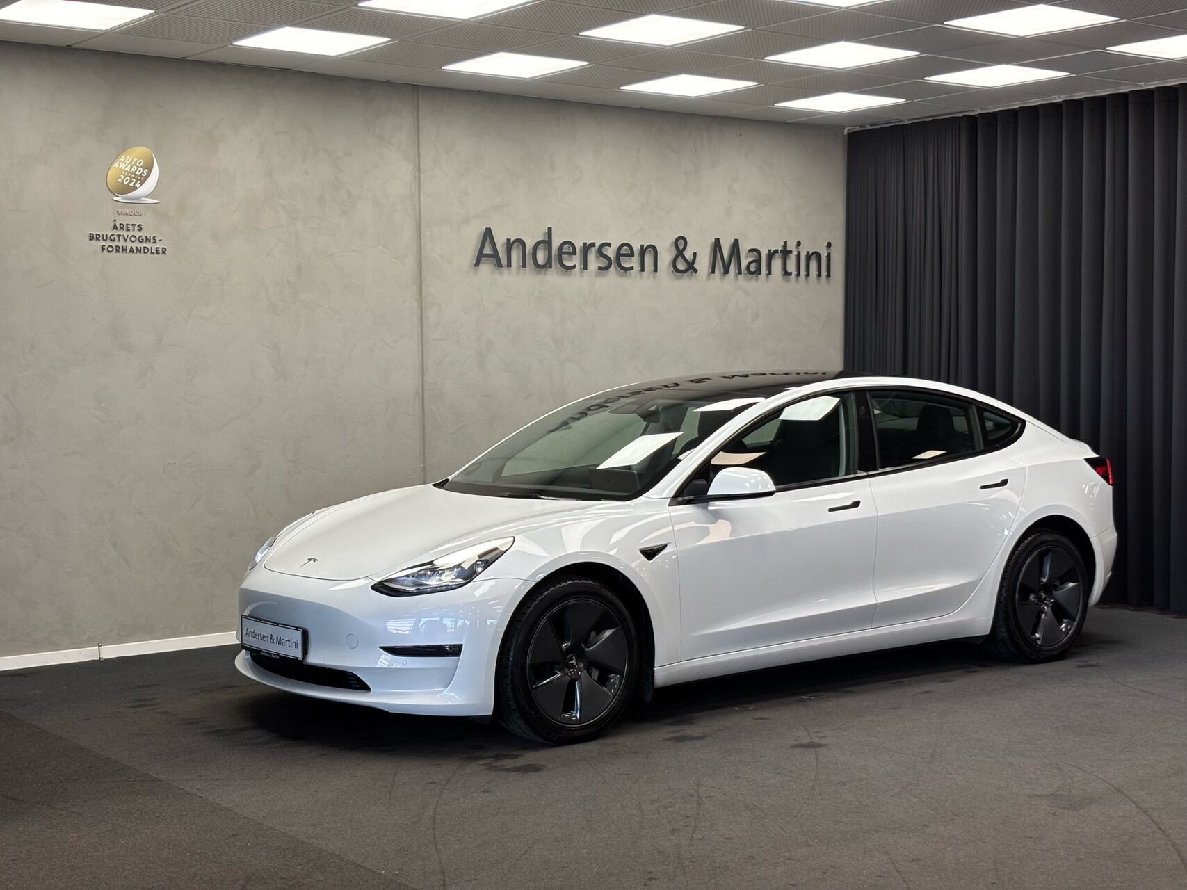 Tesla Model 3 EL Long Range AWD 498HK Aut.