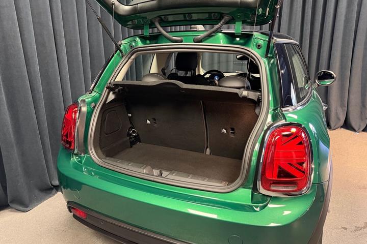 Grøn Mini Cooper fra 2023