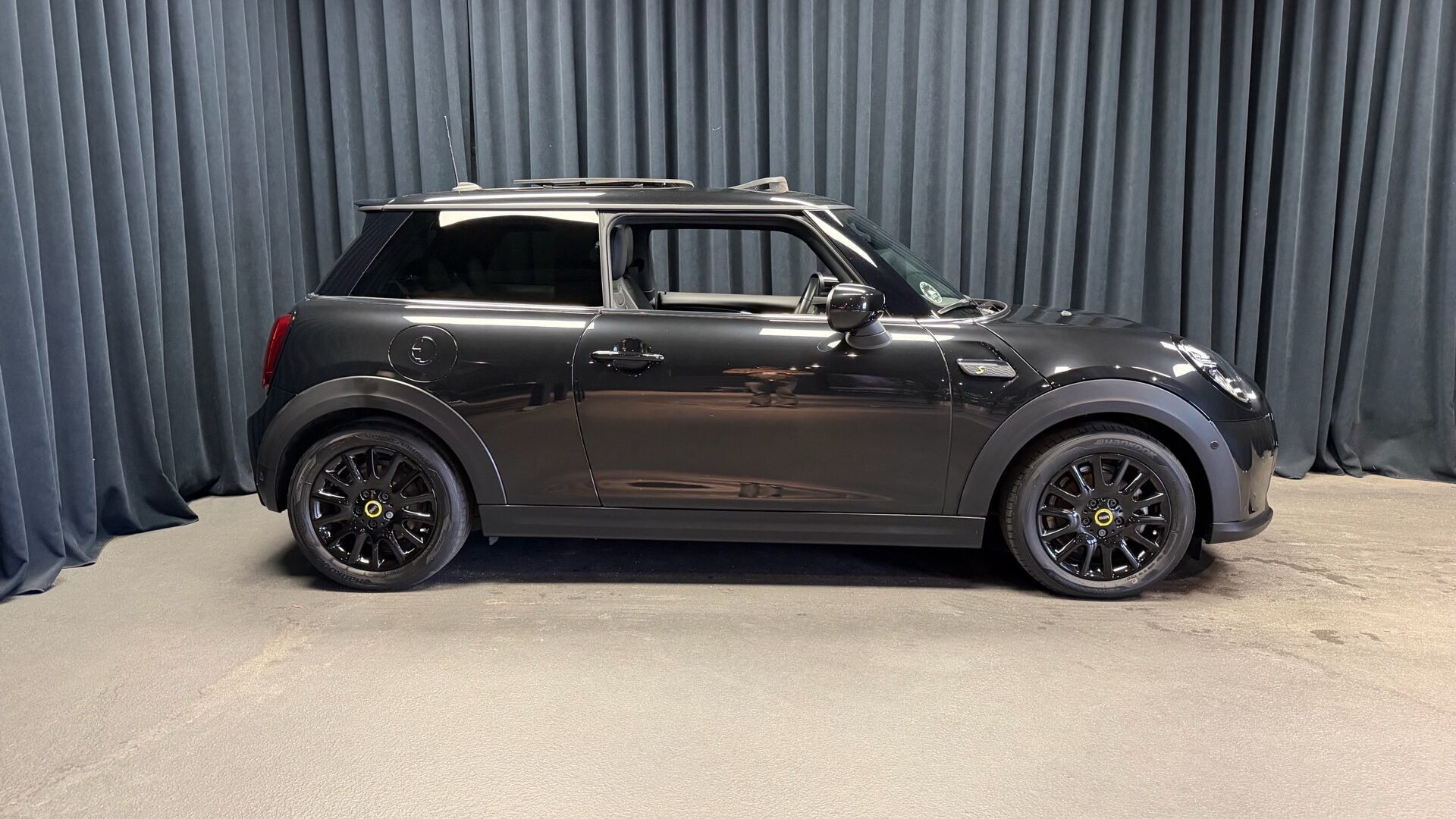 Sort Mini Cooper fra 2023