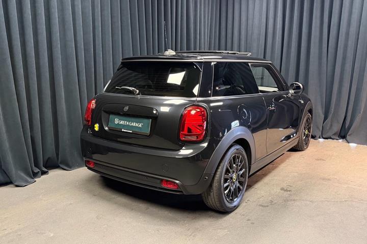Sort Mini Cooper fra 2023