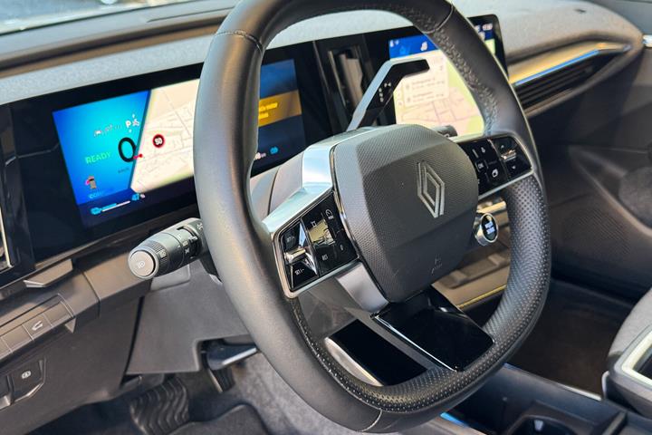 Hvid Renault Scénic fra 2026