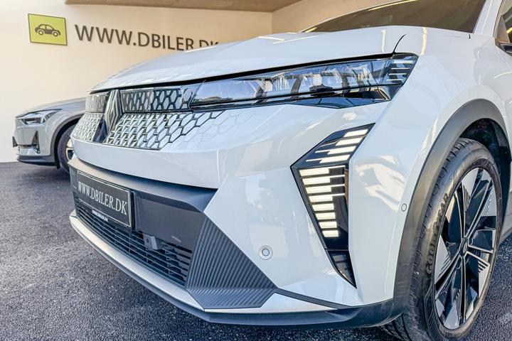 Hvid Renault Scénic fra 2026