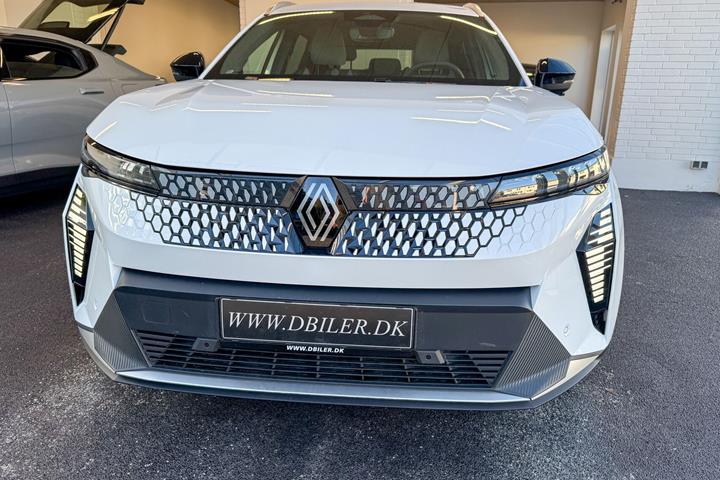Hvid Renault Scénic fra 2026