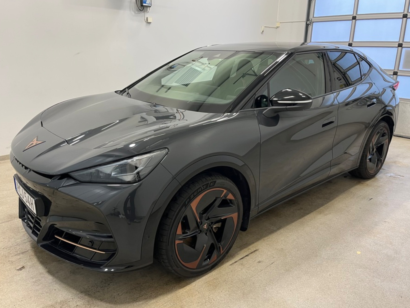 Cupra Tavascan 77 VZ Adrenaline