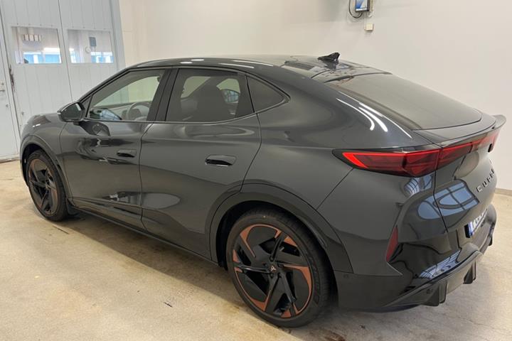 Grå Cupra Tavascan fra 2024