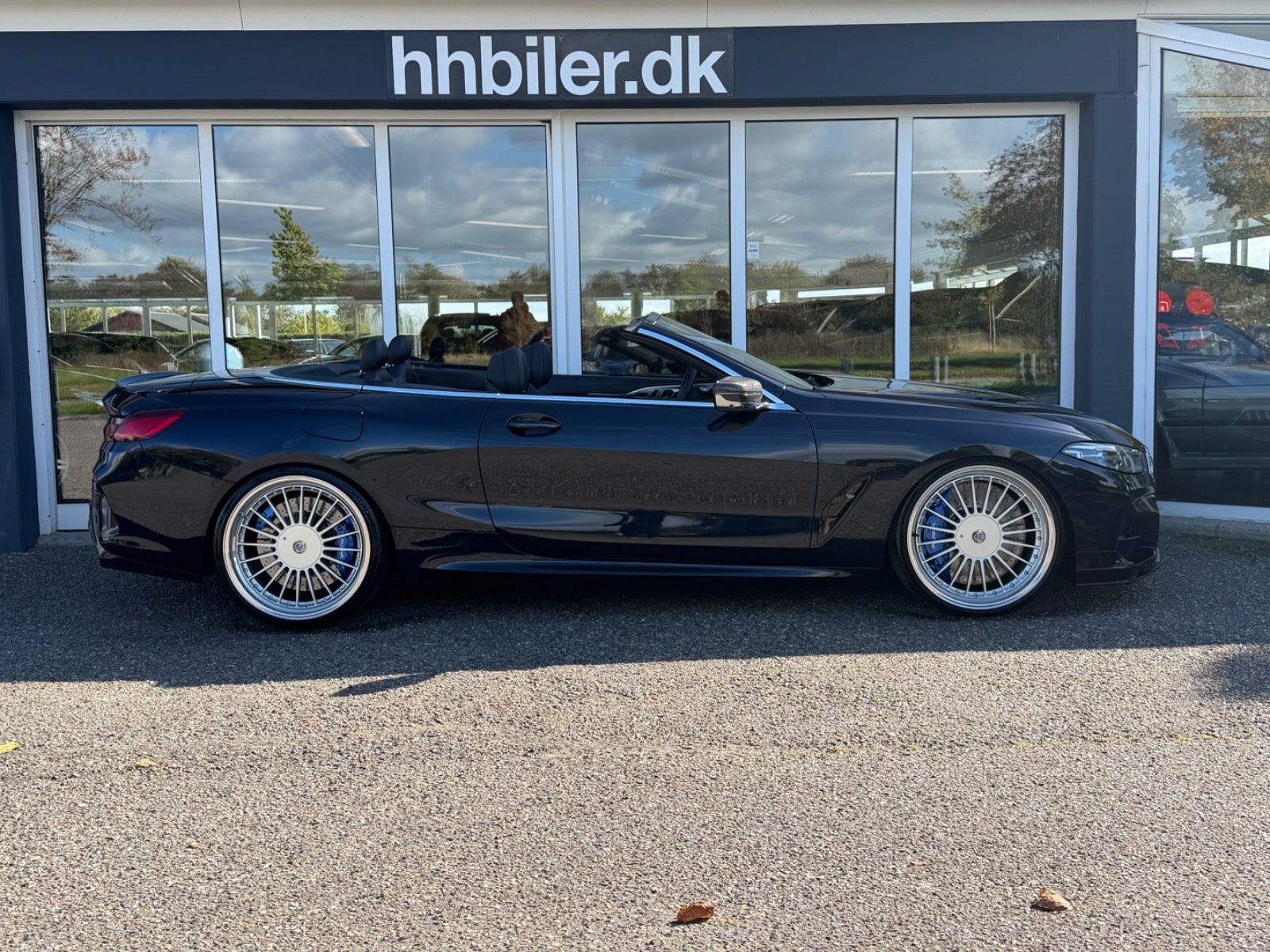 Sort BMW M850i fra 2019