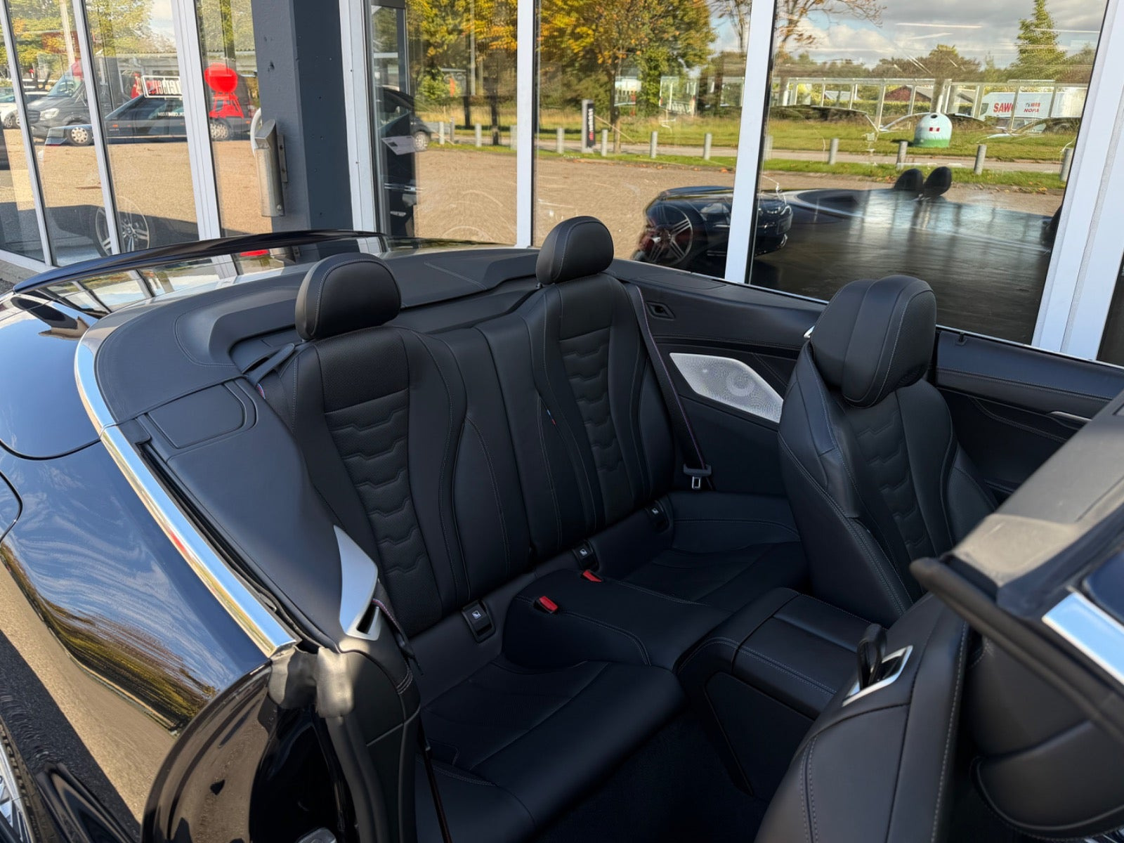 Sort BMW M850i fra 2019