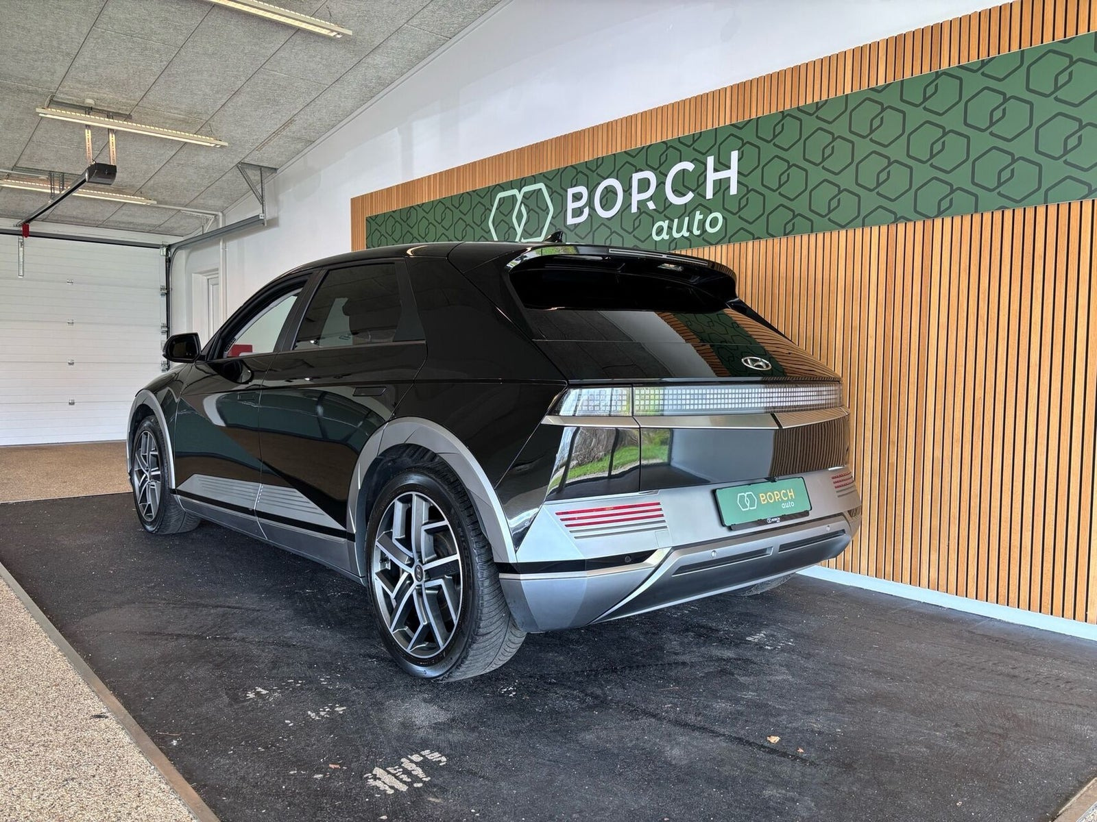 Sort Hyundai Ioniq 5 fra 2022