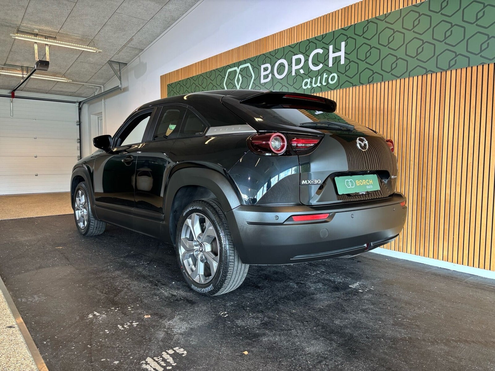 Sort Mazda MX-30 fra 2020