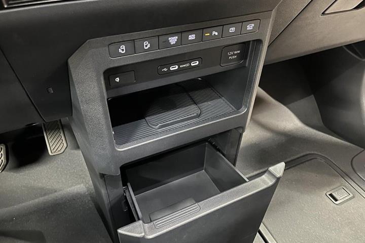 Hvid Kia PV5 fra 2026