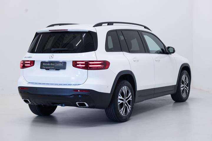 Hvid Mercedes GLB200 fra 2025