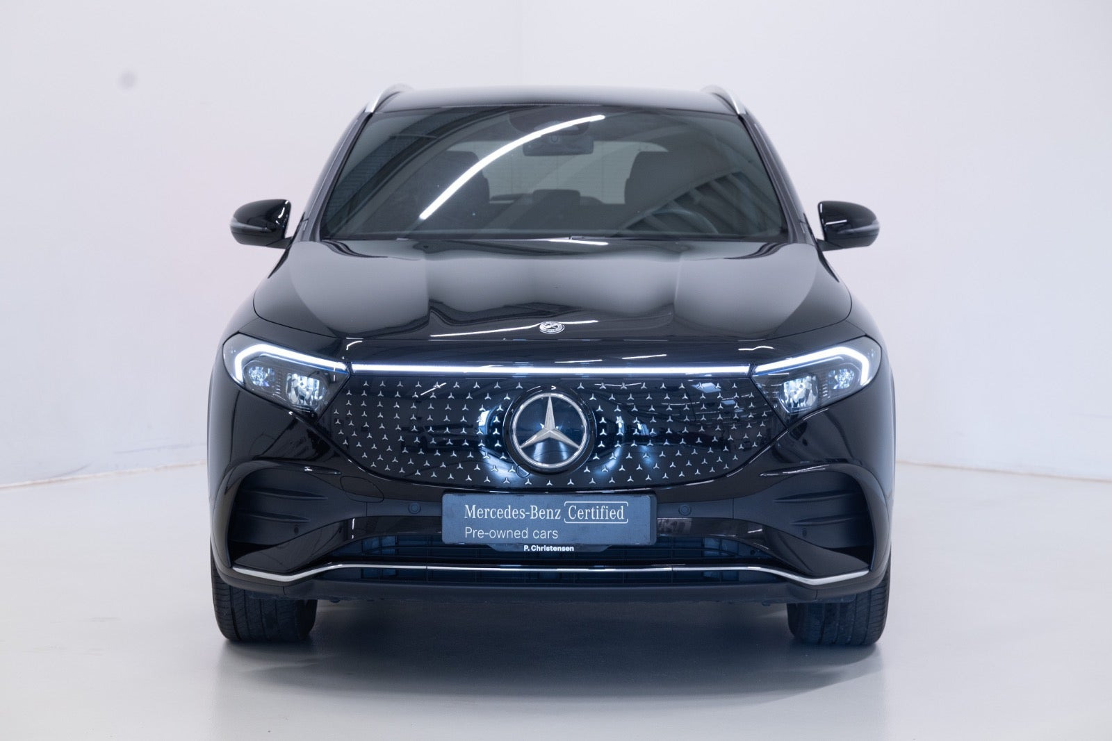 Sort Mercedes EQA250+ fra 2025