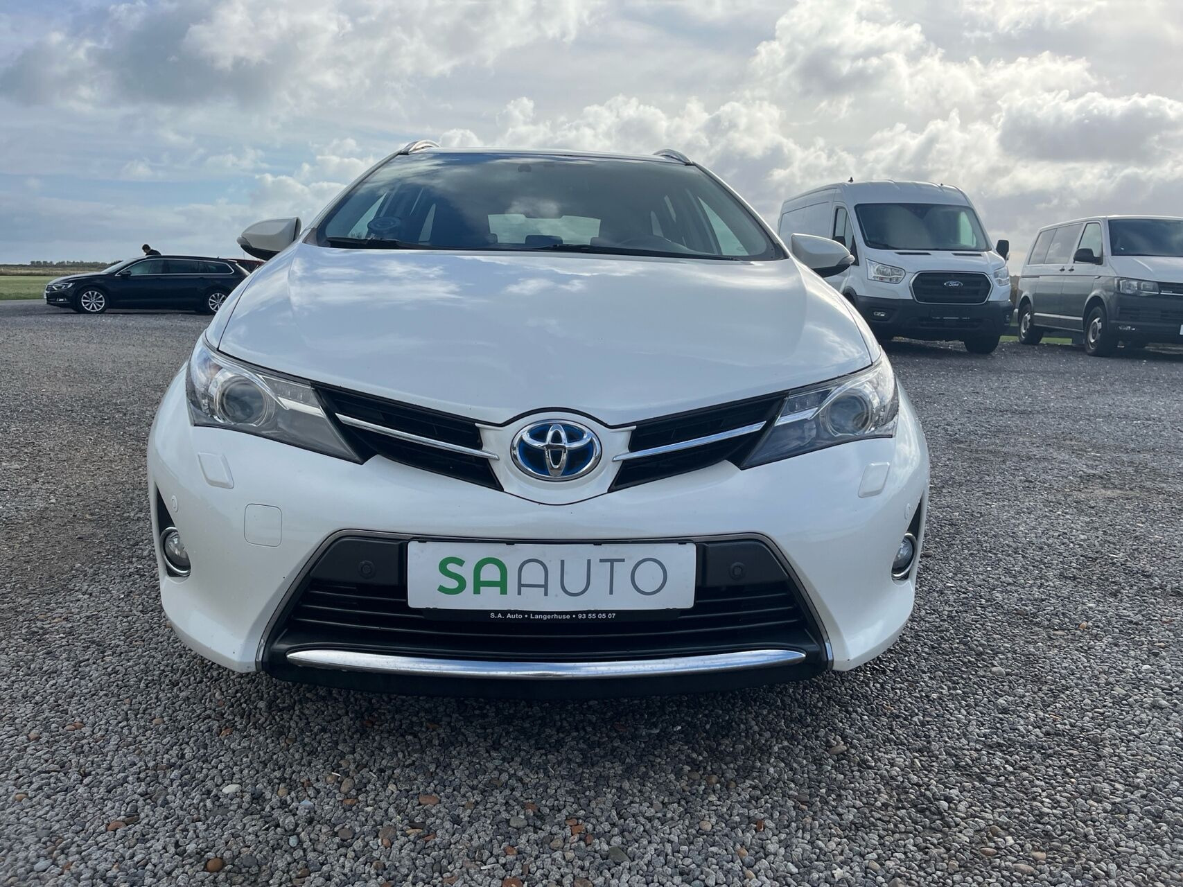 Hvid Toyota Auris fra 2014