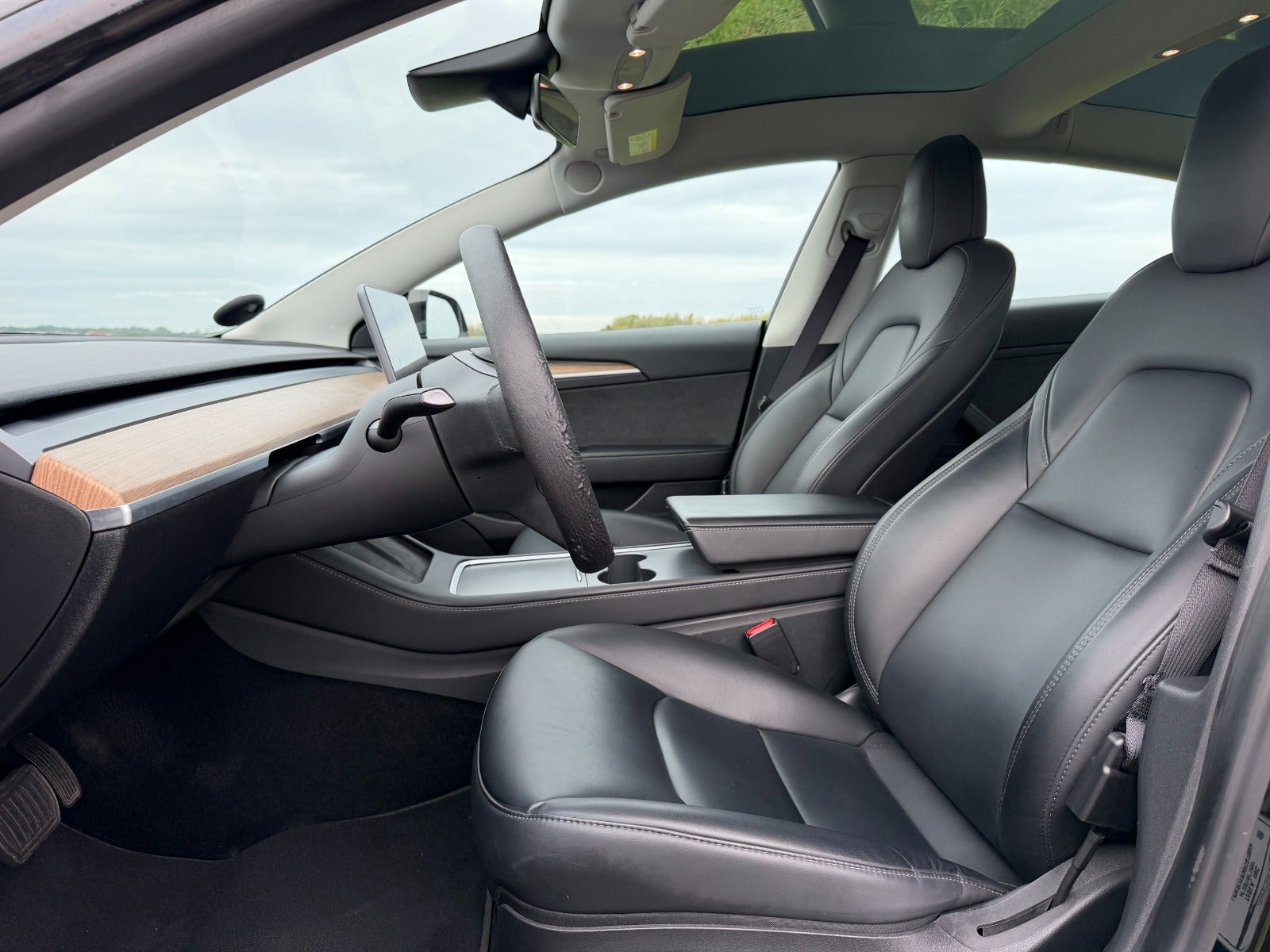 Sort Tesla Model 3 fra 2022