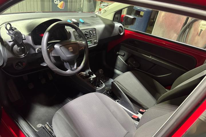 Rød Seat Mii fra 2012