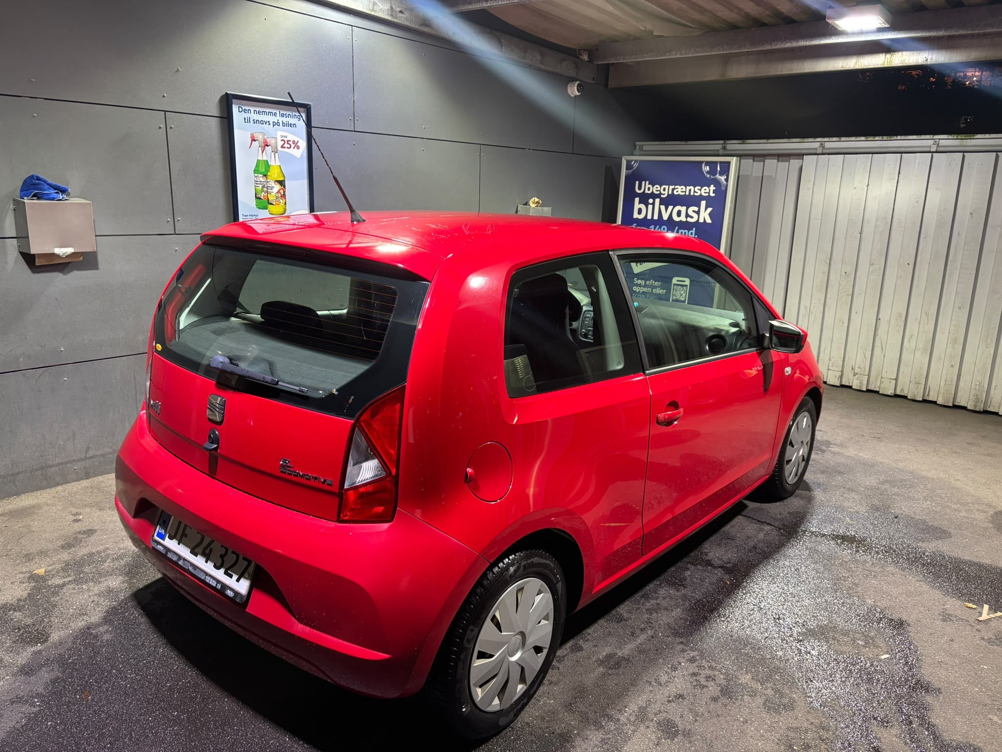 Rød Seat Mii fra 2012