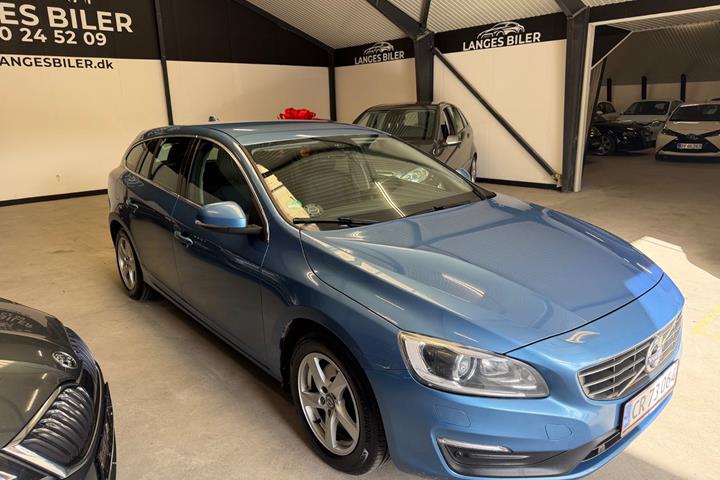 Blå Volvo V60 fra 2016
