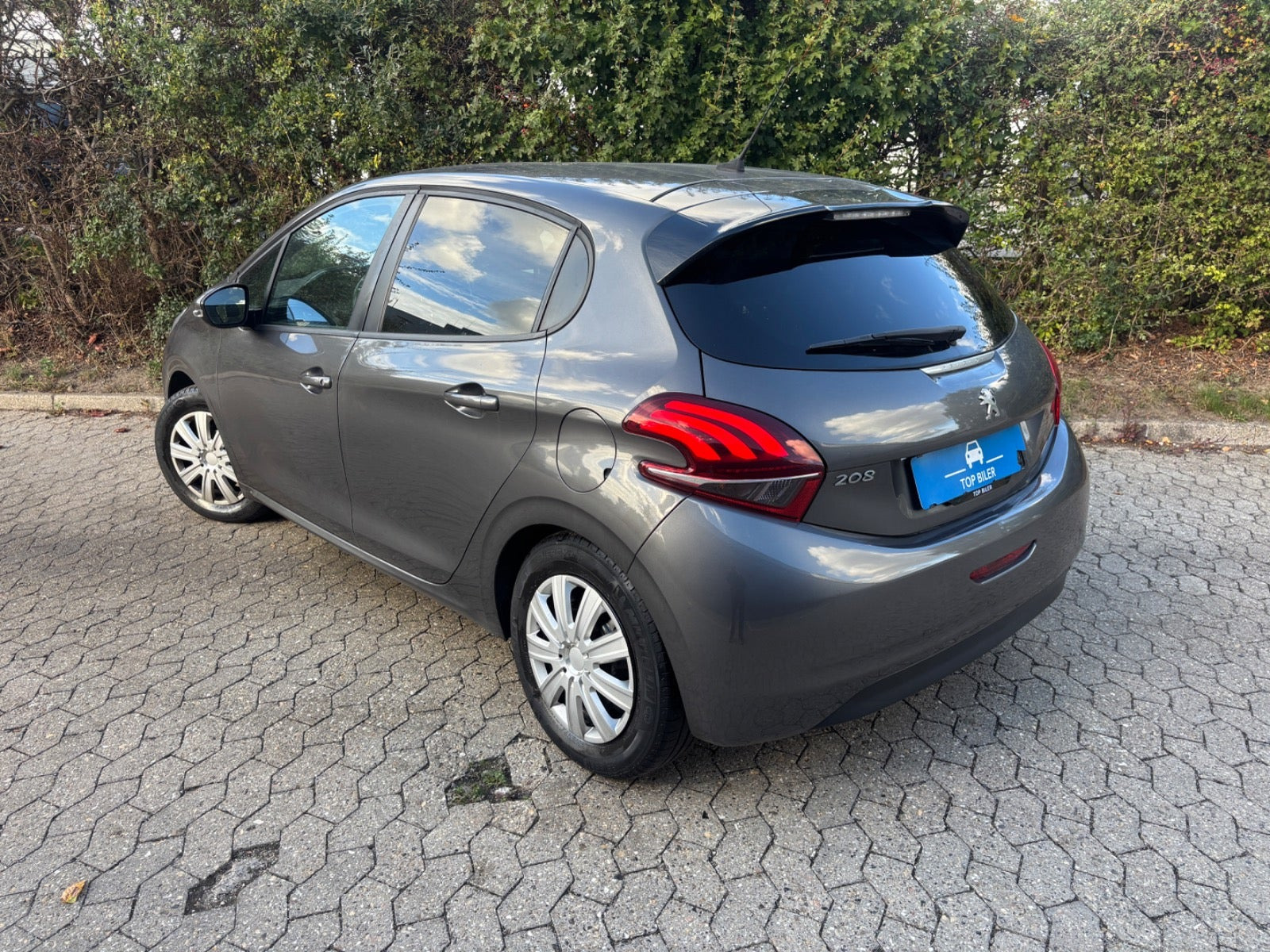 undefined Peugeot 208 fra 2019