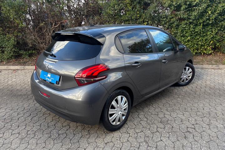 undefined Peugeot 208 fra 2019