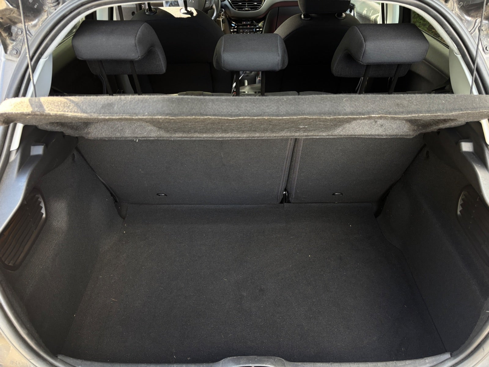 undefined Peugeot 208 fra 2019