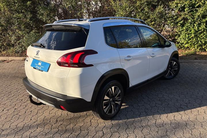 undefined Peugeot 2008 fra 2018