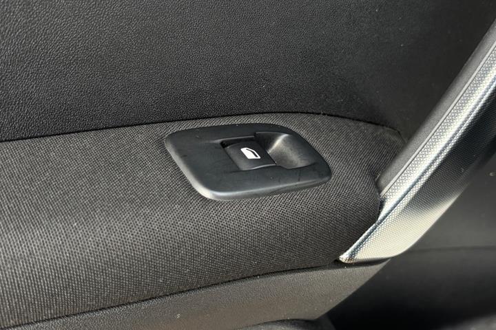 undefined Peugeot 2008 fra 2018