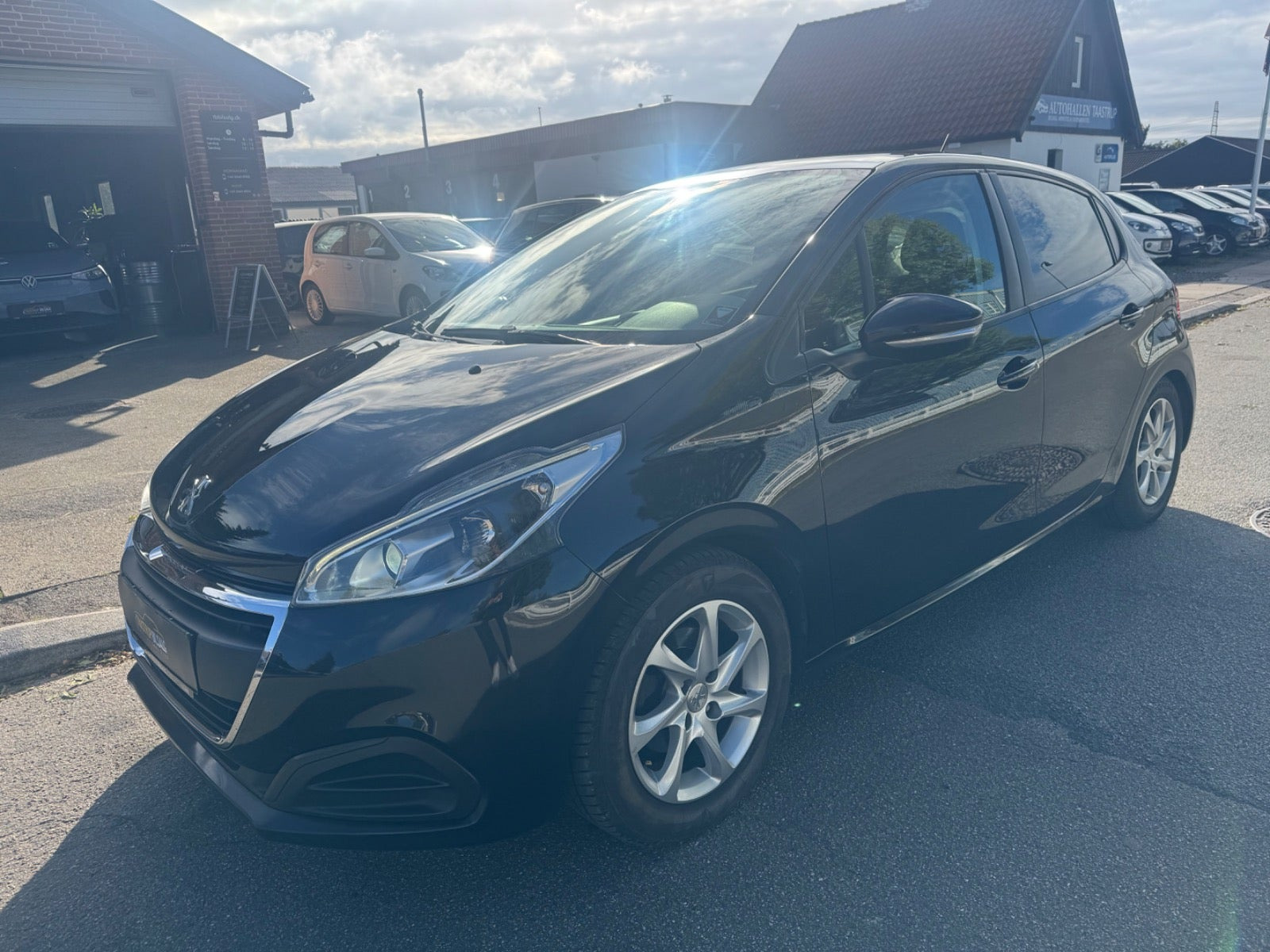undefined Peugeot 208 fra 2016