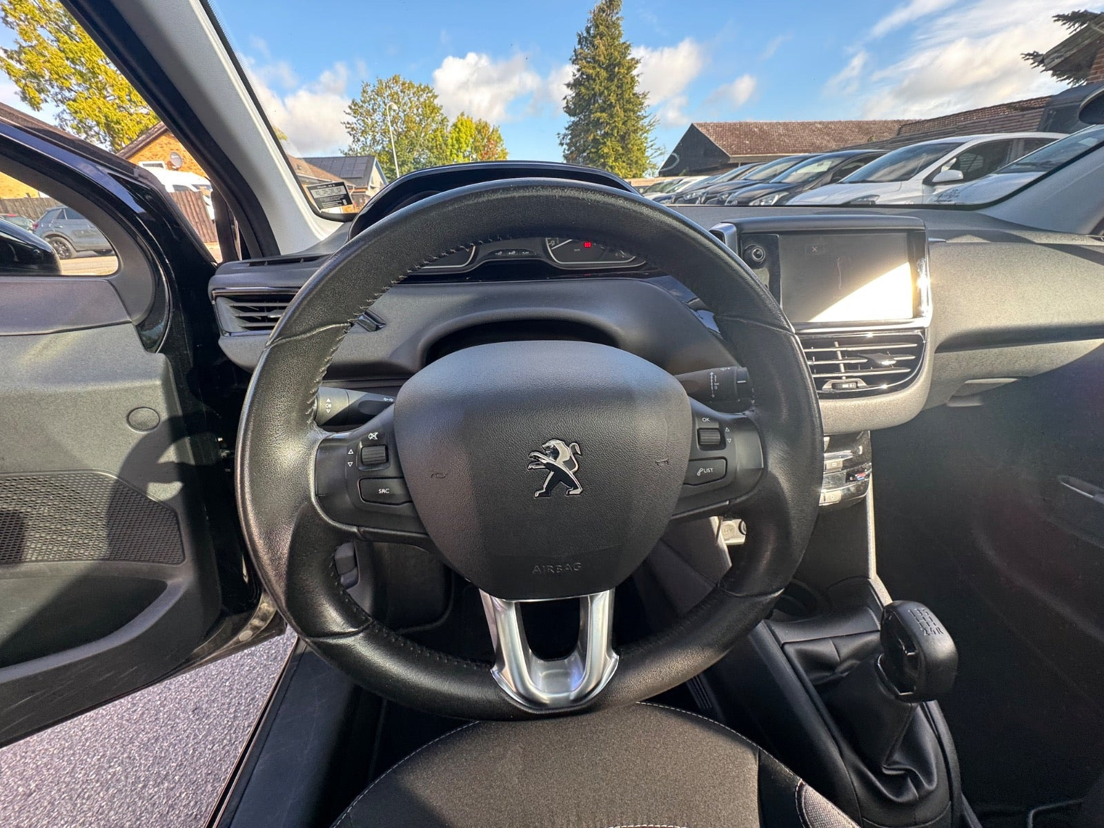undefined Peugeot 208 fra 2016