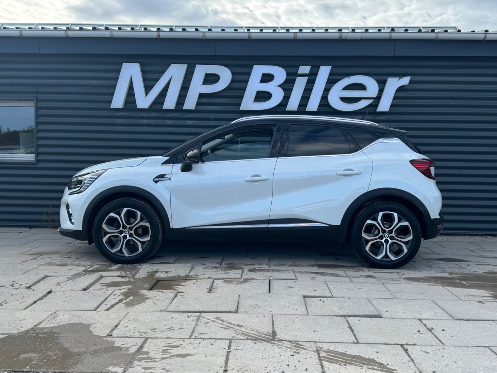 Hvid Renault Captur fra 2021