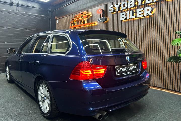 undefined BMW 325i fra 2011