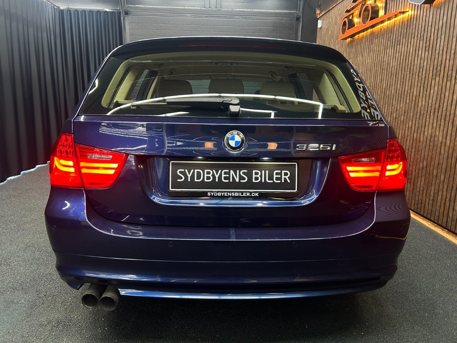 undefined BMW 325i fra 2011