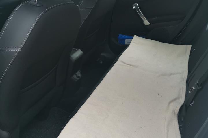 Hvid Peugeot 2008 fra 2017