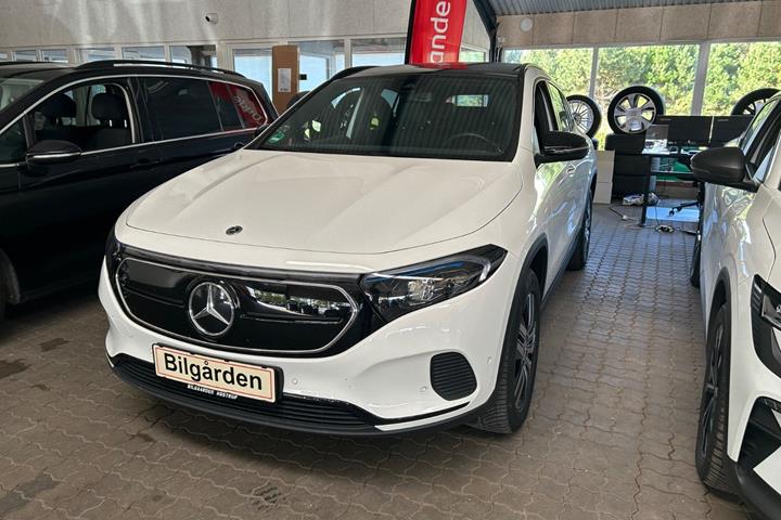 Hvid Mercedes EQA250 fra 2023
