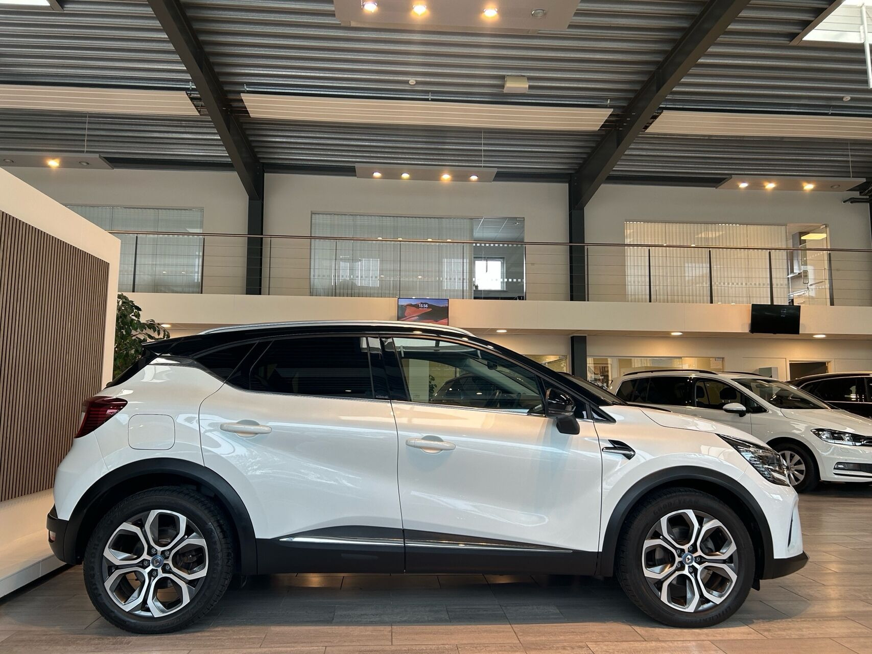 Hvid Renault Captur fra 2021