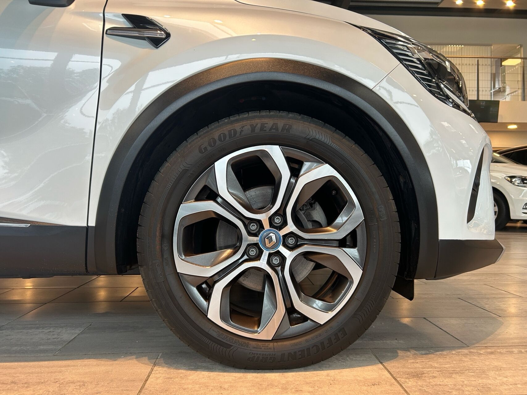 Hvid Renault Captur fra 2021
