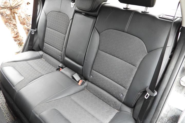 Sort Kia Niro fra 2020