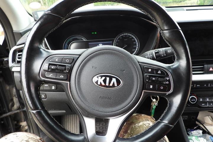 Sort Kia Niro fra 2020