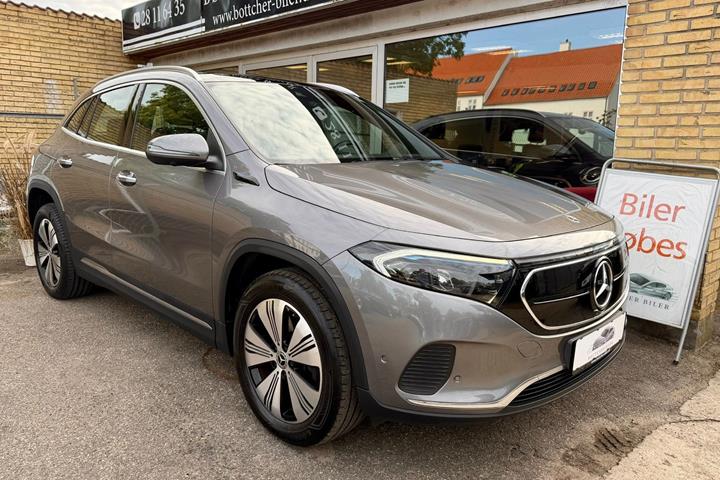 Grå Mercedes EQA250 fra 2022