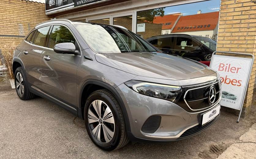 Mercedes EQA250