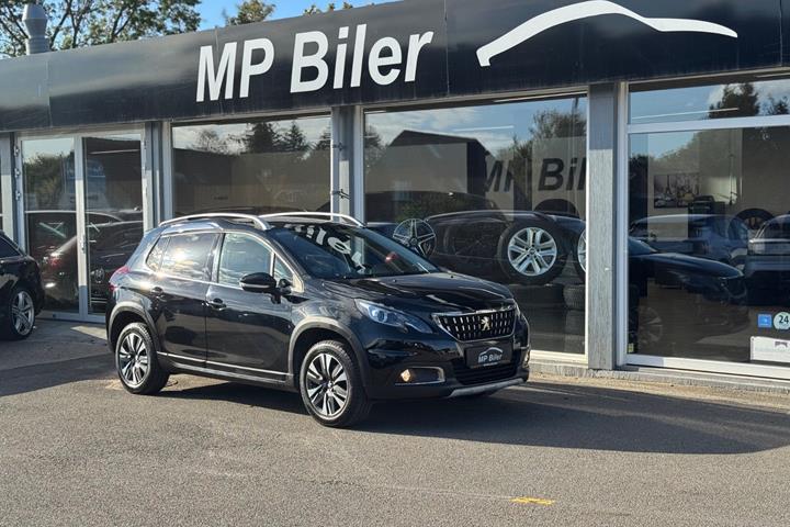 Sort Peugeot 2008 fra 2019