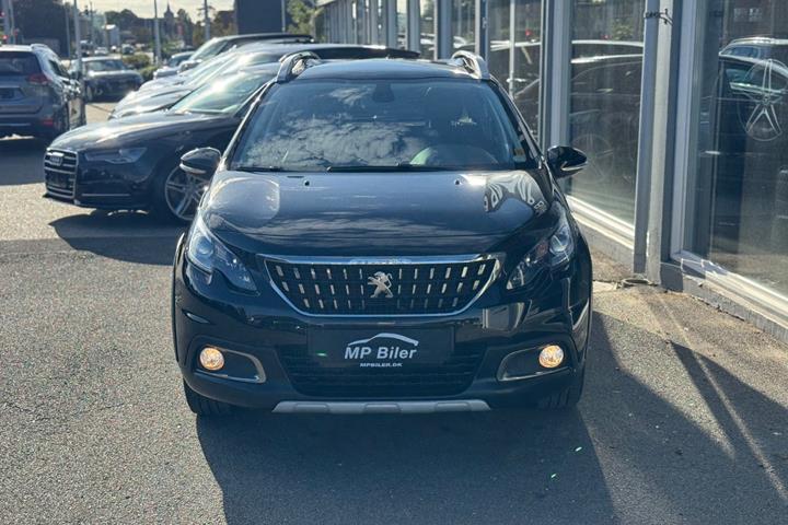 Sort Peugeot 2008 fra 2019