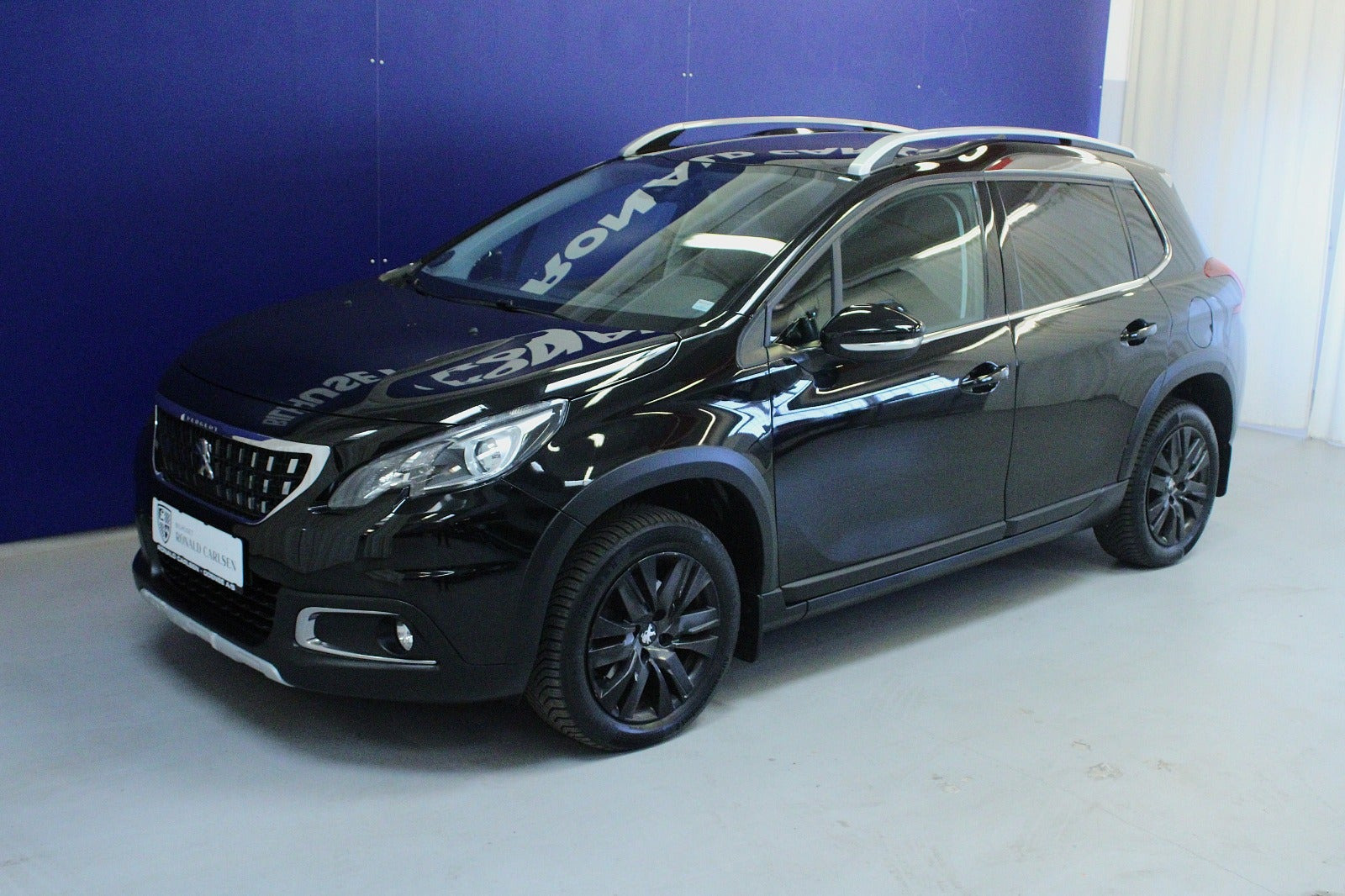 Sort Peugeot 2008 fra 2019