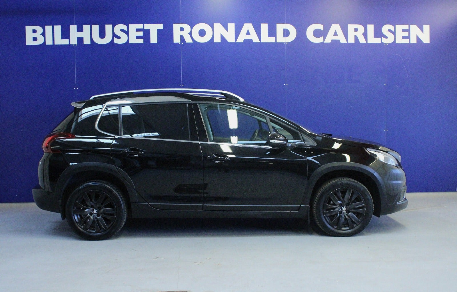 Sort Peugeot 2008 fra 2019